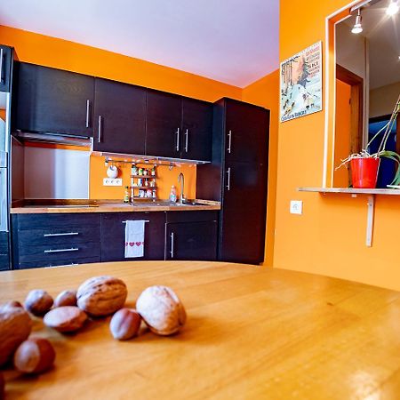 L'Enchantraine - Gite Tout Confort Et Tarif Tout Inclus - Appartement Spacieux Et Accueillant Sur Епіналь Екстер'єр фото