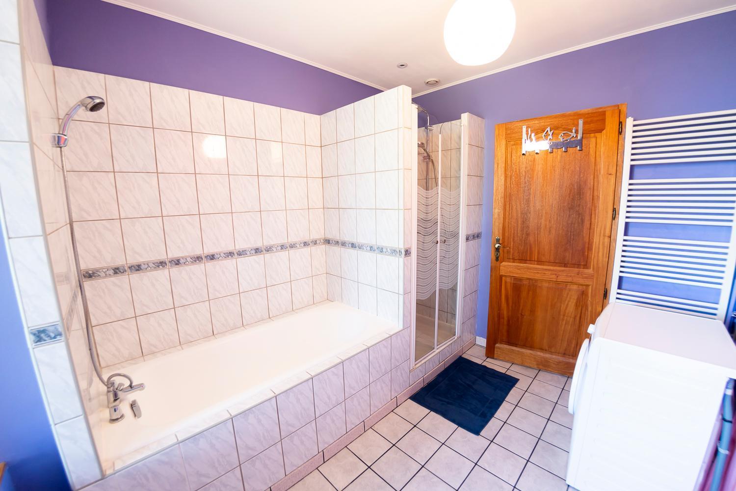 L'Enchantraine - Gite Tout Confort Et Tarif Tout Inclus - Appartement Spacieux Et Accueillant Sur Епіналь Екстер'єр фото