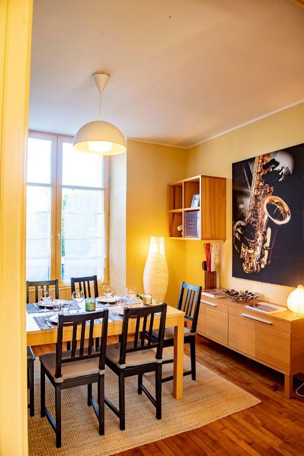 L'Enchantraine - Gite Tout Confort Et Tarif Tout Inclus - Appartement Spacieux Et Accueillant Sur Епіналь Екстер'єр фото